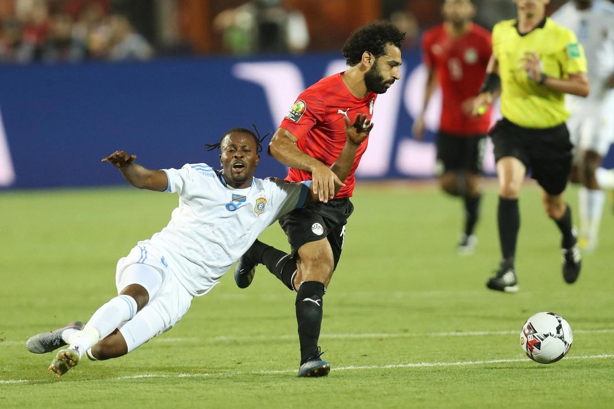 立大功！杨瀚森造埃迪第5次犯规，后者被换下