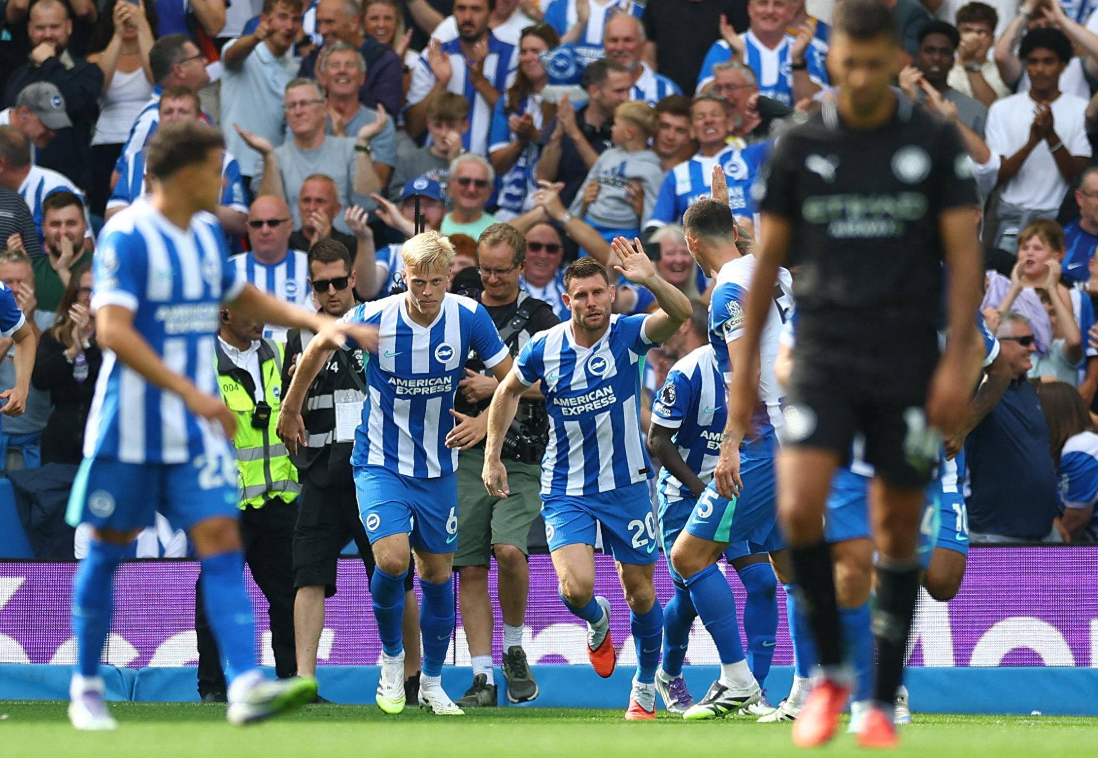 热那亚vs维罗纳：马利诺夫斯基、洛伦佐-科隆博首发，加利亚尔迪尼、焦瓦内出战