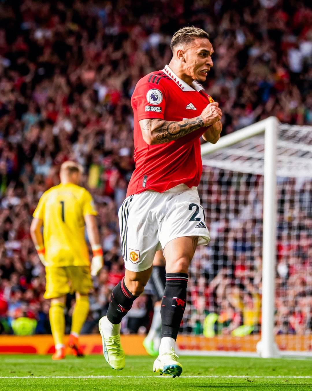 勇士外线三分连续暴走