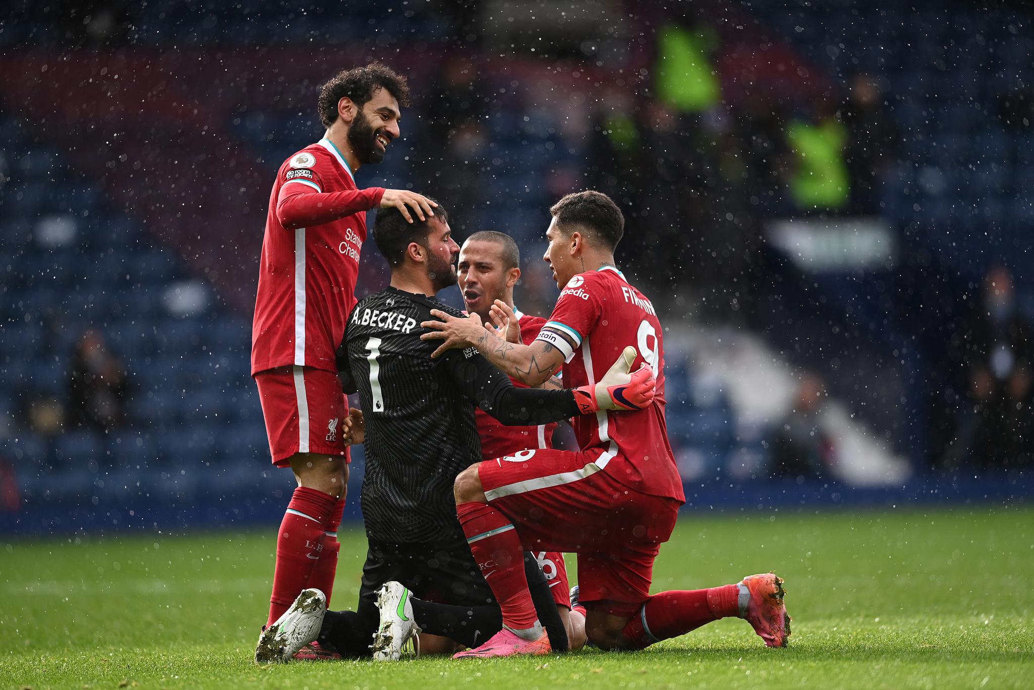 陈威神勇扑救助上海海港避免惨败