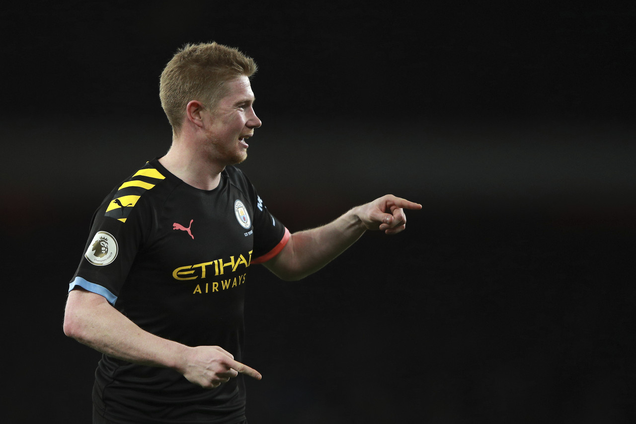 2025山东省齐鲁足球超级联赛：泰安2-1击败聊城夺冠